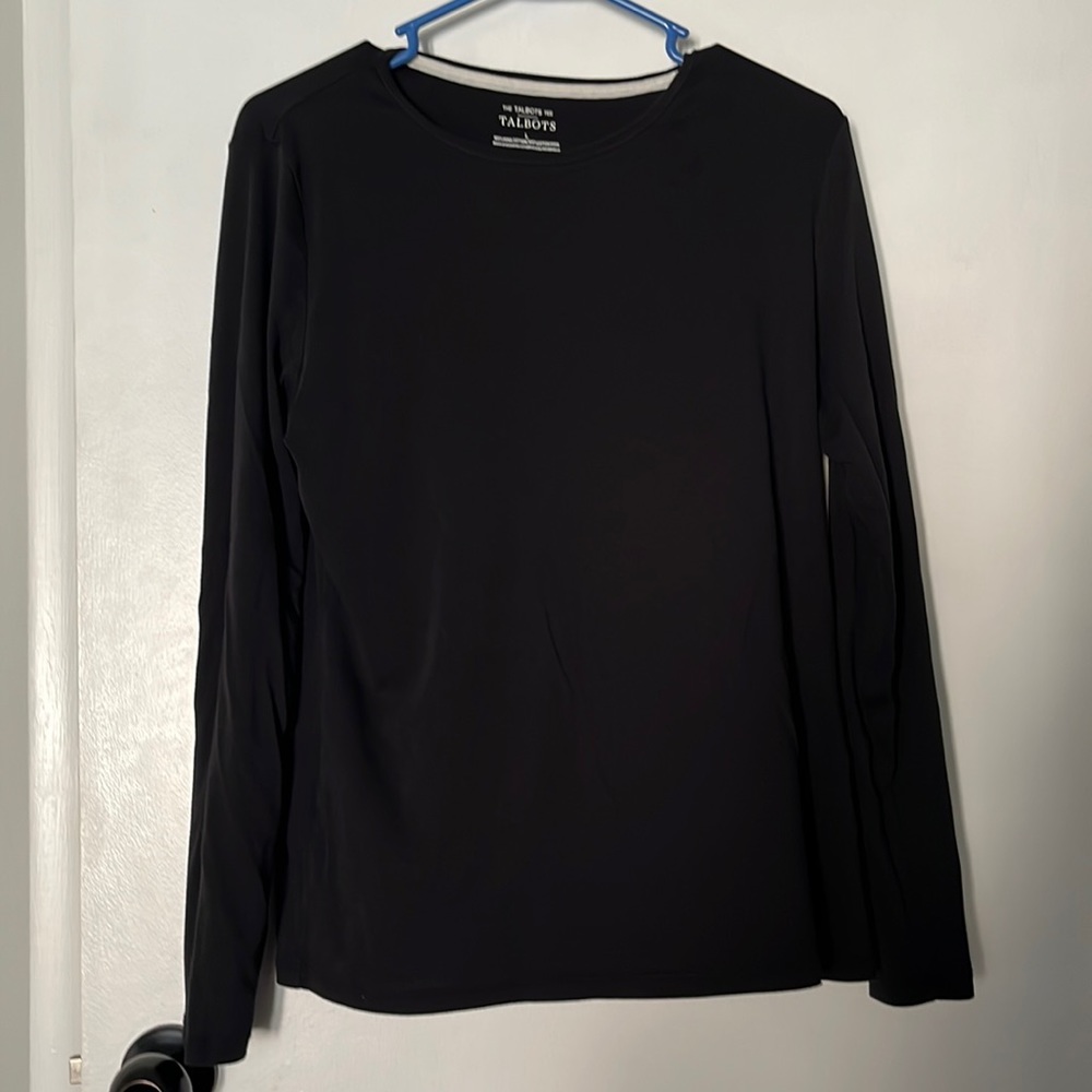 Long sleeve tee